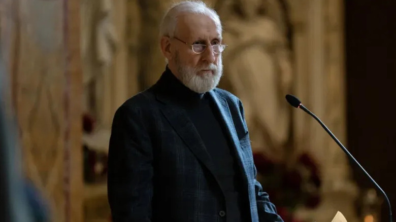 James Cromwell as Ewan Roy, delivering a eulogy at Logan's funeral on Succession