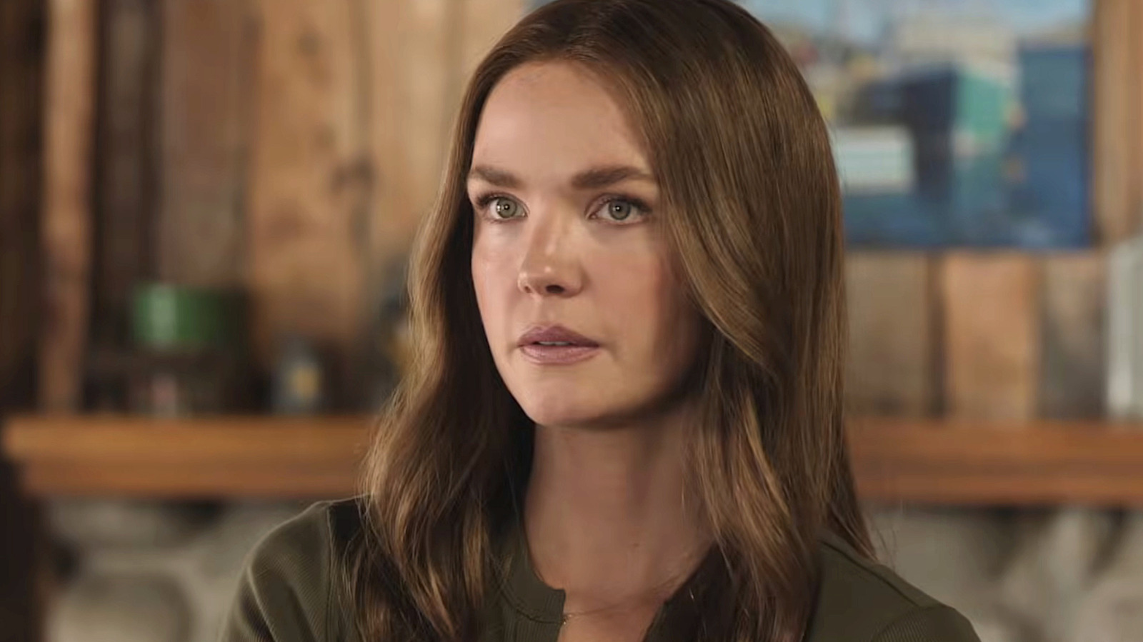 Sullivans Crossing Star Morgan Kohan Played An Iconic Batman Sidekick In The Arrowverse