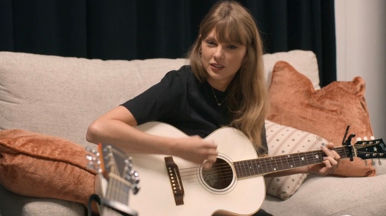 taylor swift eras tour end of an era docuseries singing