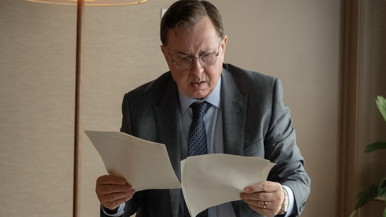 Jeremy Swift as Leslie Higgins in Ted Lasso Season 4, Episode 8