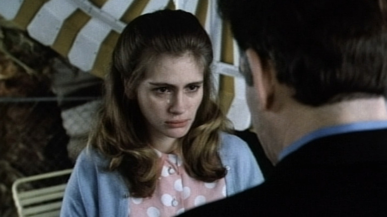 Julia Roberts crying on a Season 1 episode of "Crime Story"