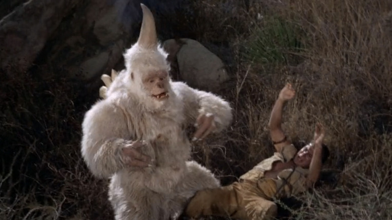 Janos Prohaska pouncing as the Mugato in "Star Trek"