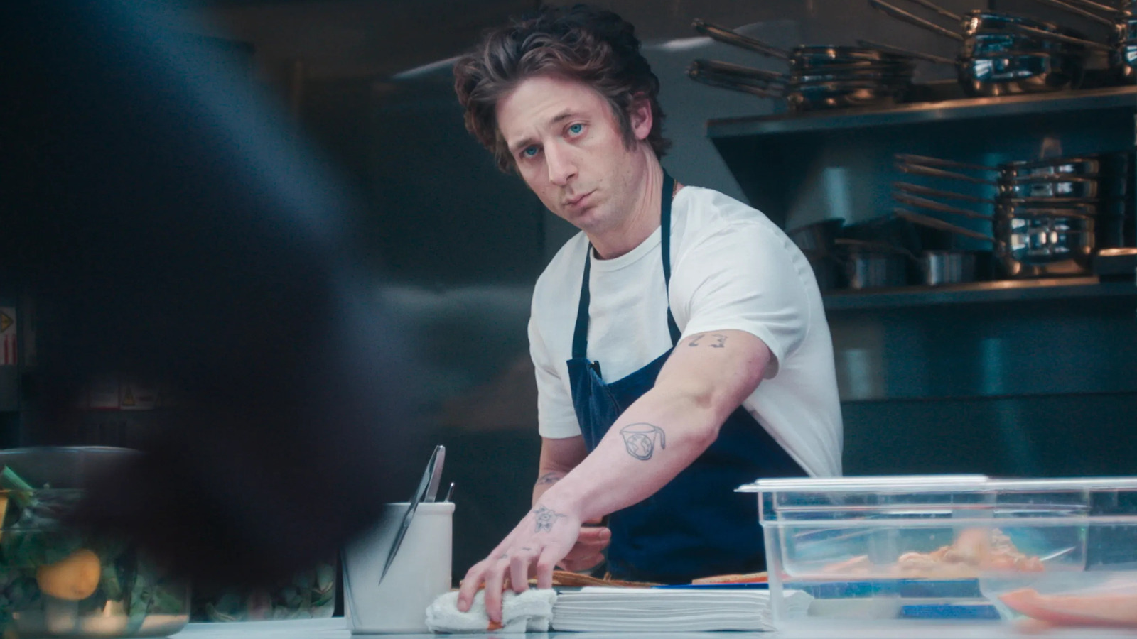 The Bear’s Jeremy Allen White Prepared For Carmy By Reading A Best-Selling Book