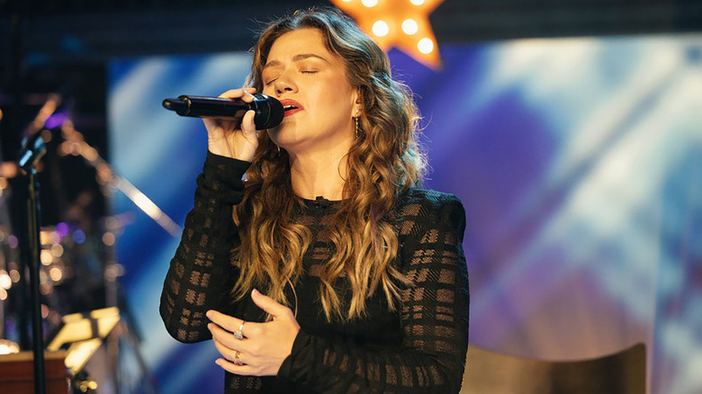Kelly Clarkson on The Kelly Clarkson Show