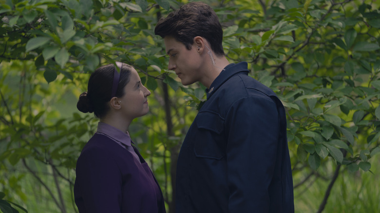 Daisy and Garth in The Testaments