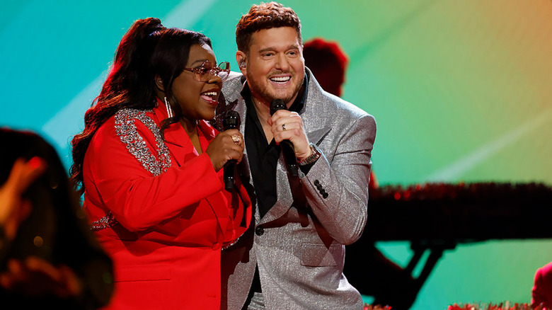 Jazz McKenzie and Michael Bublé perform on the live Season 28 finale of The Voice