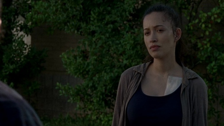 Rosita looking skeptically to her left on The Walking Dead S8E6