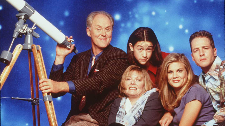 The cast of 3rd Rock From the Sun hangs out in Cleveland to report back to their home planet about life on Earth