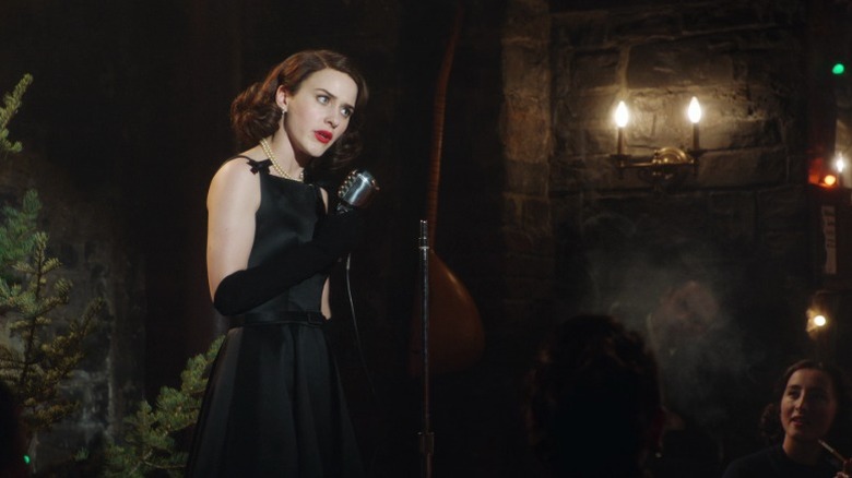 Midge Maisel performing onstage at the Gaslight on The Marvelous Mrs. Maisel S1E8