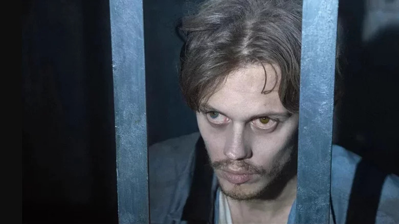 Bill Skarsgård's The Kid behind bars on Castle Rock