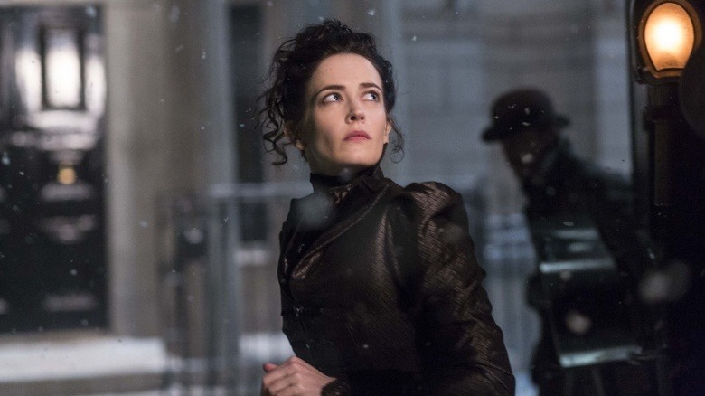 Eva Green's Vanessa Ives wearing black and looking up on Penny Dreadful