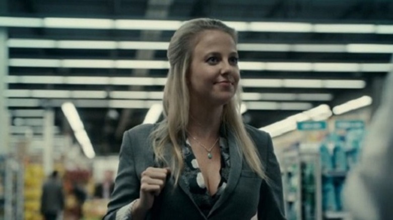 Gretchen Speck (Chelan Simmons) picks up a prescription in Hannibal