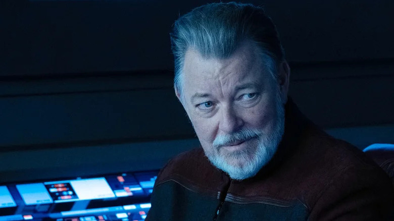 William Riker (Jonathan Frakes) sits by a console on Star Trek: Picard