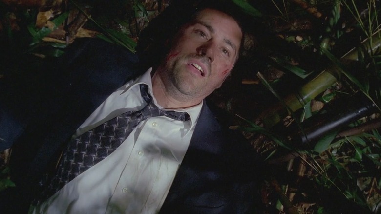 Matthew Fox as Jack Shephard in the pilot episode of Lost