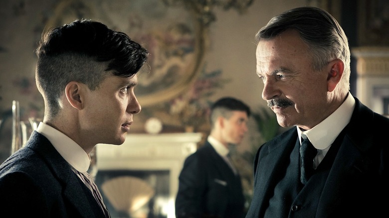 Tommy ve Campbell Peaky Blinders'da