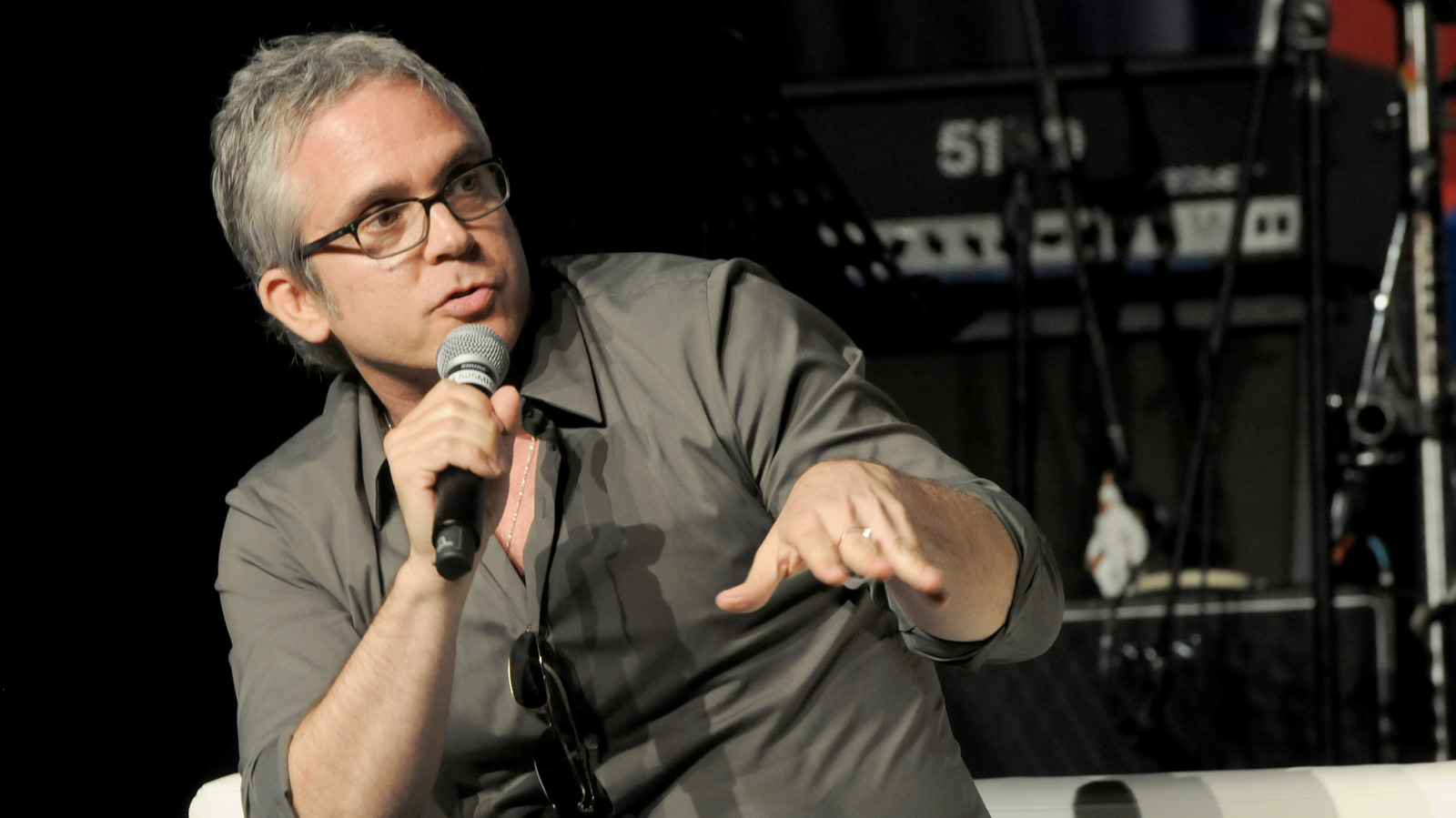 Why Star Trek: TNG Producer Brannon Braga Compared The Show To The Twilight Zone