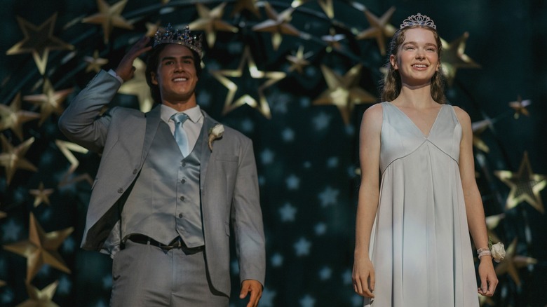 Tommy and Carrie look happy during prom in "Carrie"