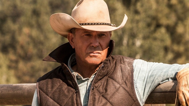 John Dutton em frente à cerca em Yellowstone (2018-2024)