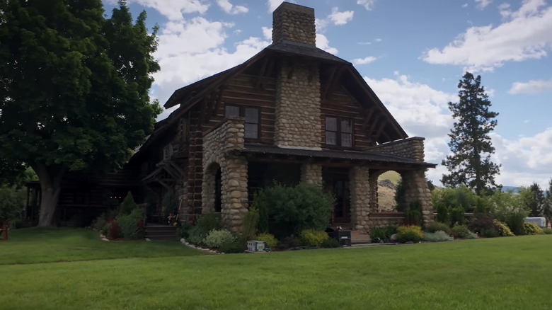 the real-life Dutton Ranch house on a sunny day