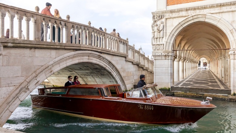 The Beauty Boat Venice