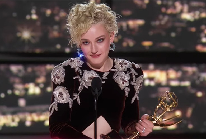 Julia Garner Emmys 2022