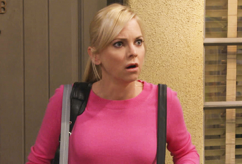 Anna Faris Leaving Mom