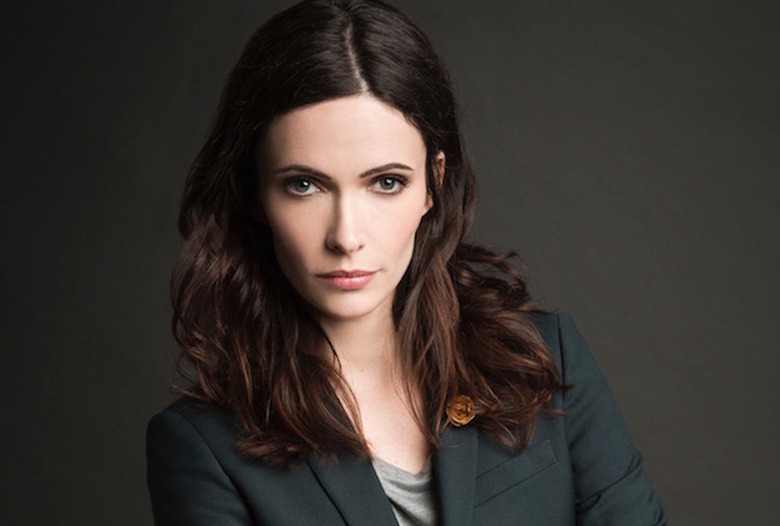 Bitsie Tulloch Lois Lane Arrowverse