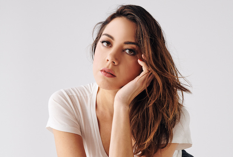 Aubrey Plaza White Lotus