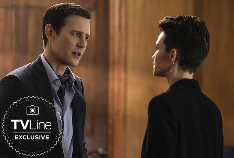 Batwoman Gabriel Mann Hush