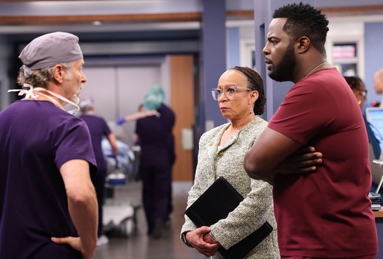 Chicago Med Guy Lockard Leaving
