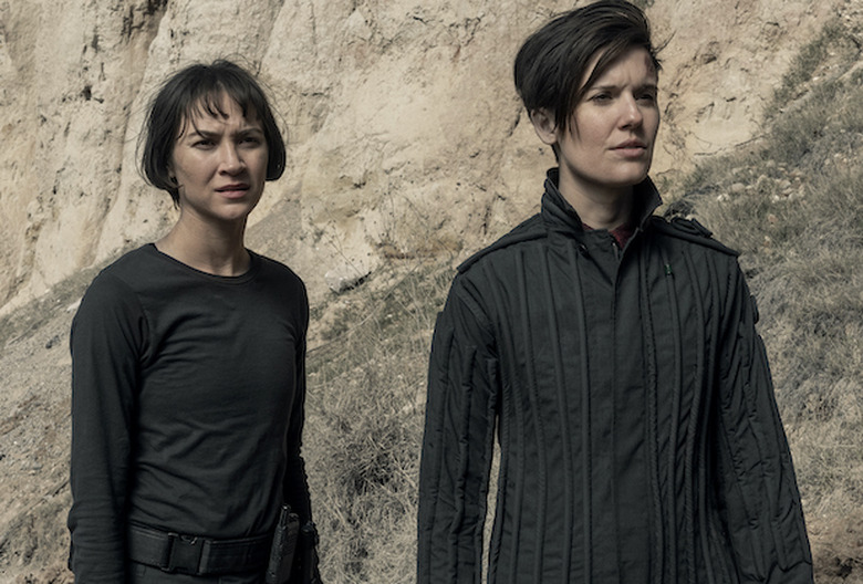 fear the walking dead sydney lemmon returning isabelle season 7