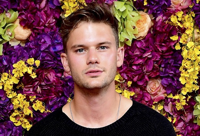 Green Lantern Jeremy Irvine