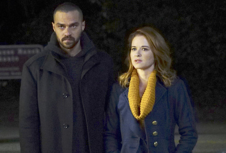 greys anatomy april leaves season 14 matthew reunion