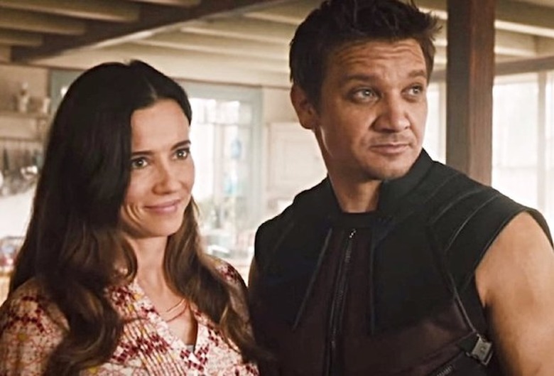 Hawkeye Linda Cardellini