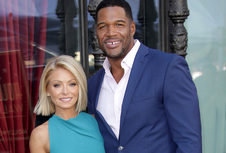 Kelly Ripa leaving live