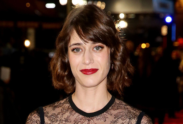 Lizzy Caplan
