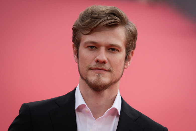 Lucas Till Netflix Western