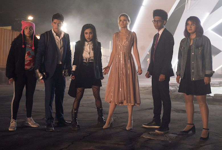 marvels runaways cast