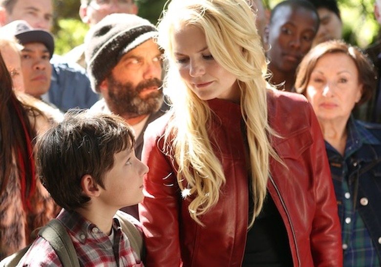 RAPHAEL SBARGE, MEGHAN ORY, JARED GILMORE, LEE ARENBERG, JENNIFER MORRISON