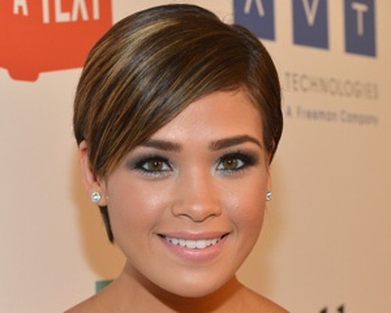 Ravenswood Cast Nicole Gale Anderson