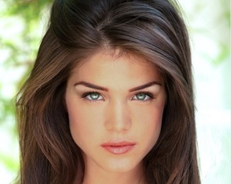 Avgeropoulos300