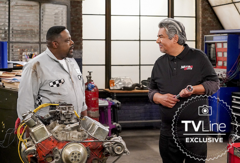 The Neighborhood - George Lopez Guest-Stars