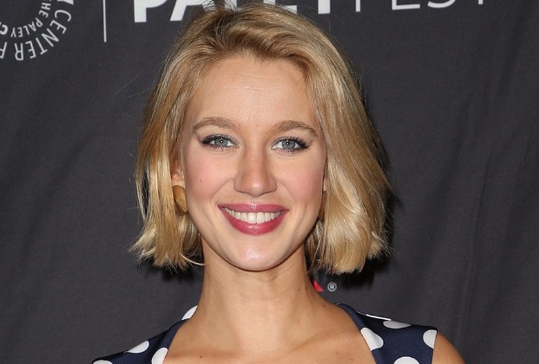 Yael Grobglas Here She Lies