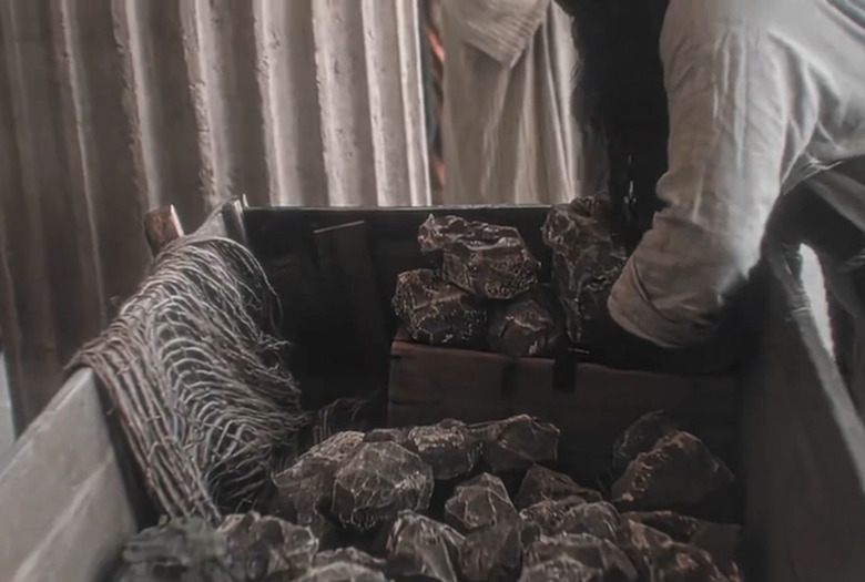 the-chosen-stoning-scene