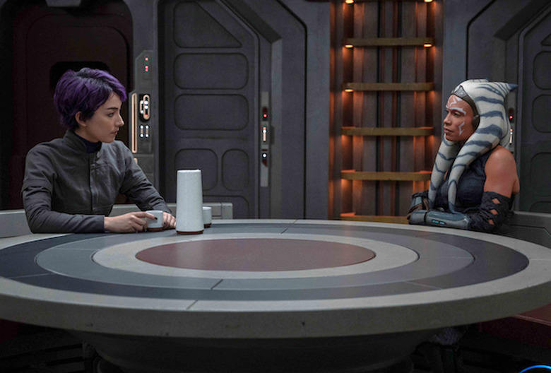ahsoka-1x03-sabine-table