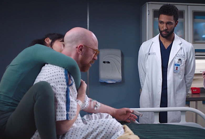 greys-anatomy-winston-vs-the-cuddler