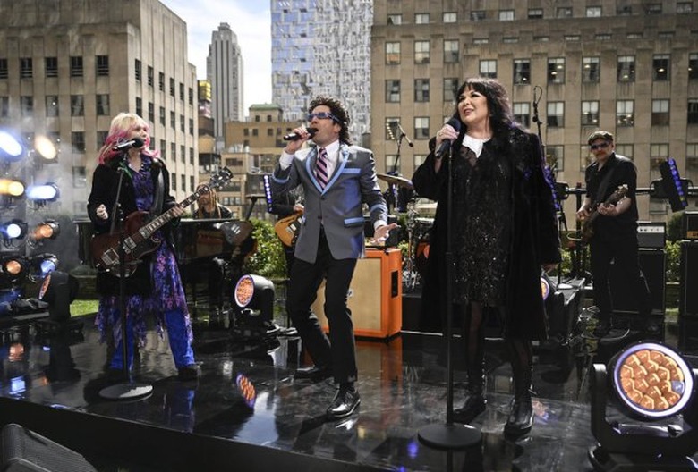 jimmy-fallon-heart-solar-eclipse