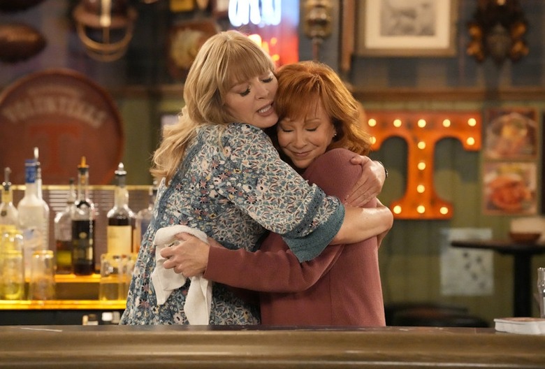 how-to-watch-happys-place-online-streaming-reba-mcentire