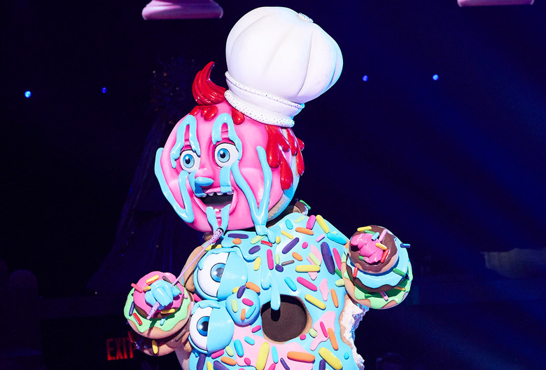 Masked Singer Donut John Schneider
