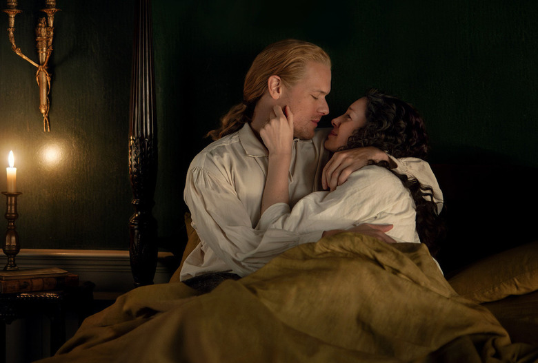 outlander-season-7-bloopers-sam-heughan-caitriona-balfe